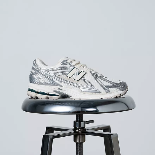New Balance 1906R